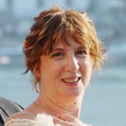 Profilo di Barbara Bronzi